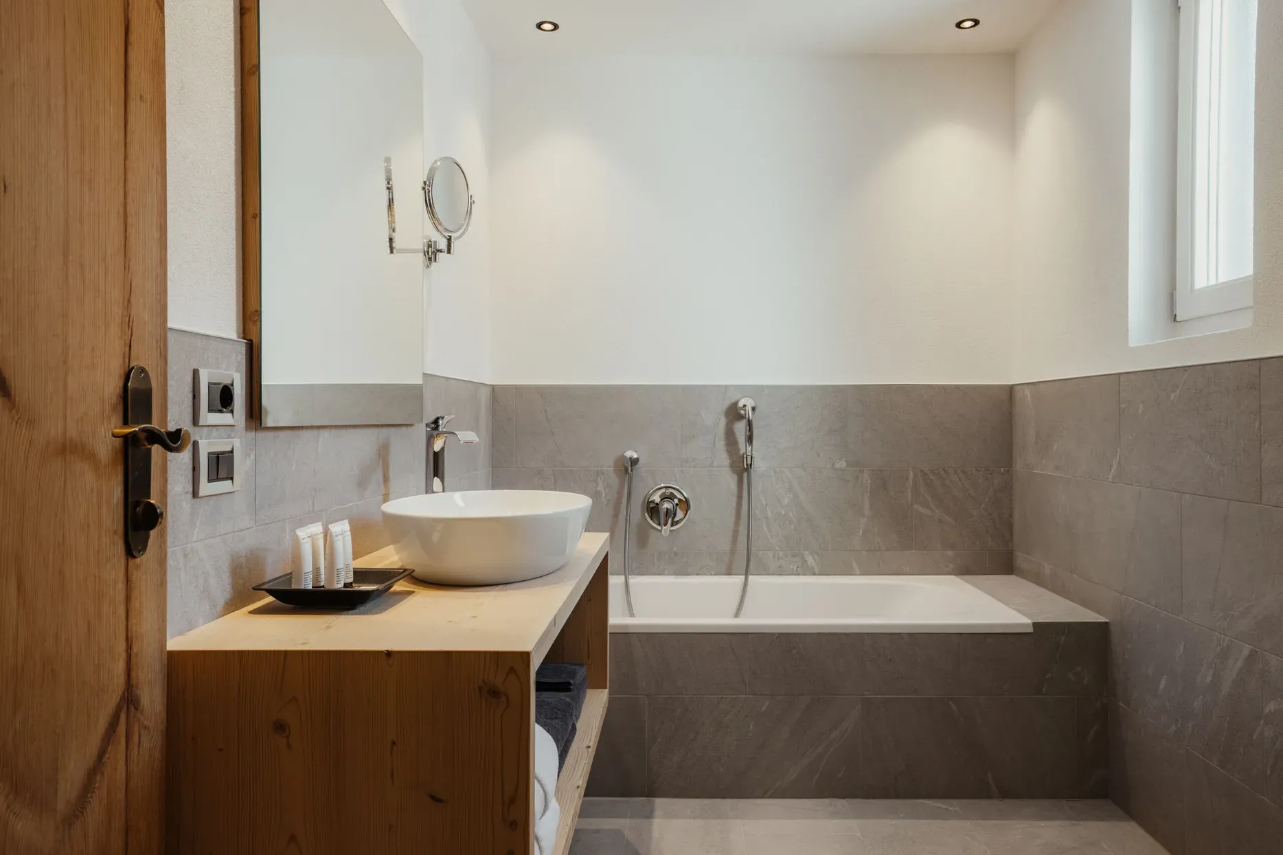 Alex Moling Antines Rooms 53