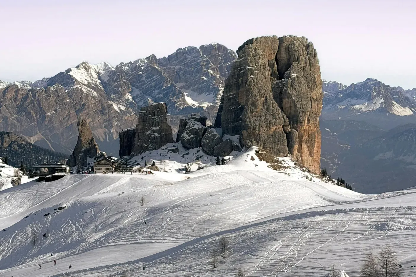 Cinque Torri in inverno