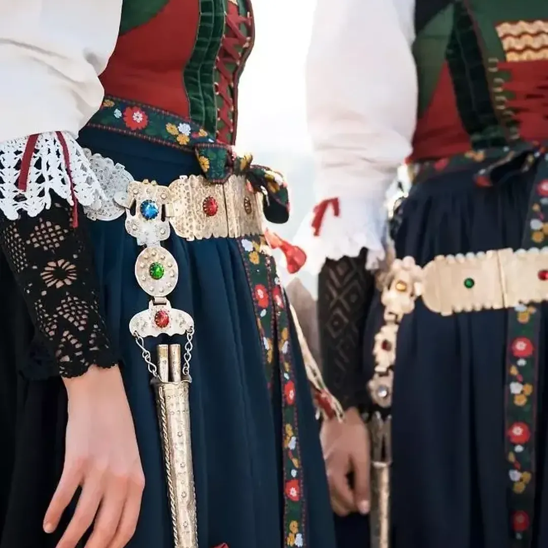 Alta Badia troht cinture by IDM Suedtirol Alex Moling